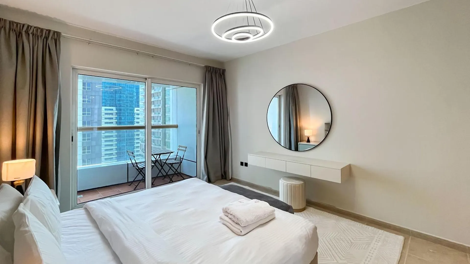 Apartment Livbnb-High Rise 1Br With Balcony Near Barasti Beach Dubai