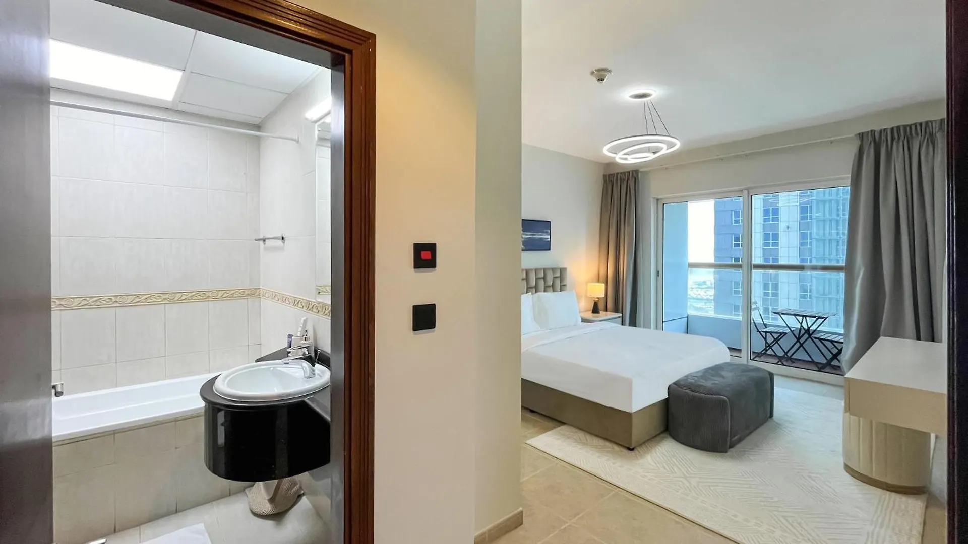Livbnb-High Rise 1Br With Balcony Near Barasti Beach Dubai United Arab Emirates