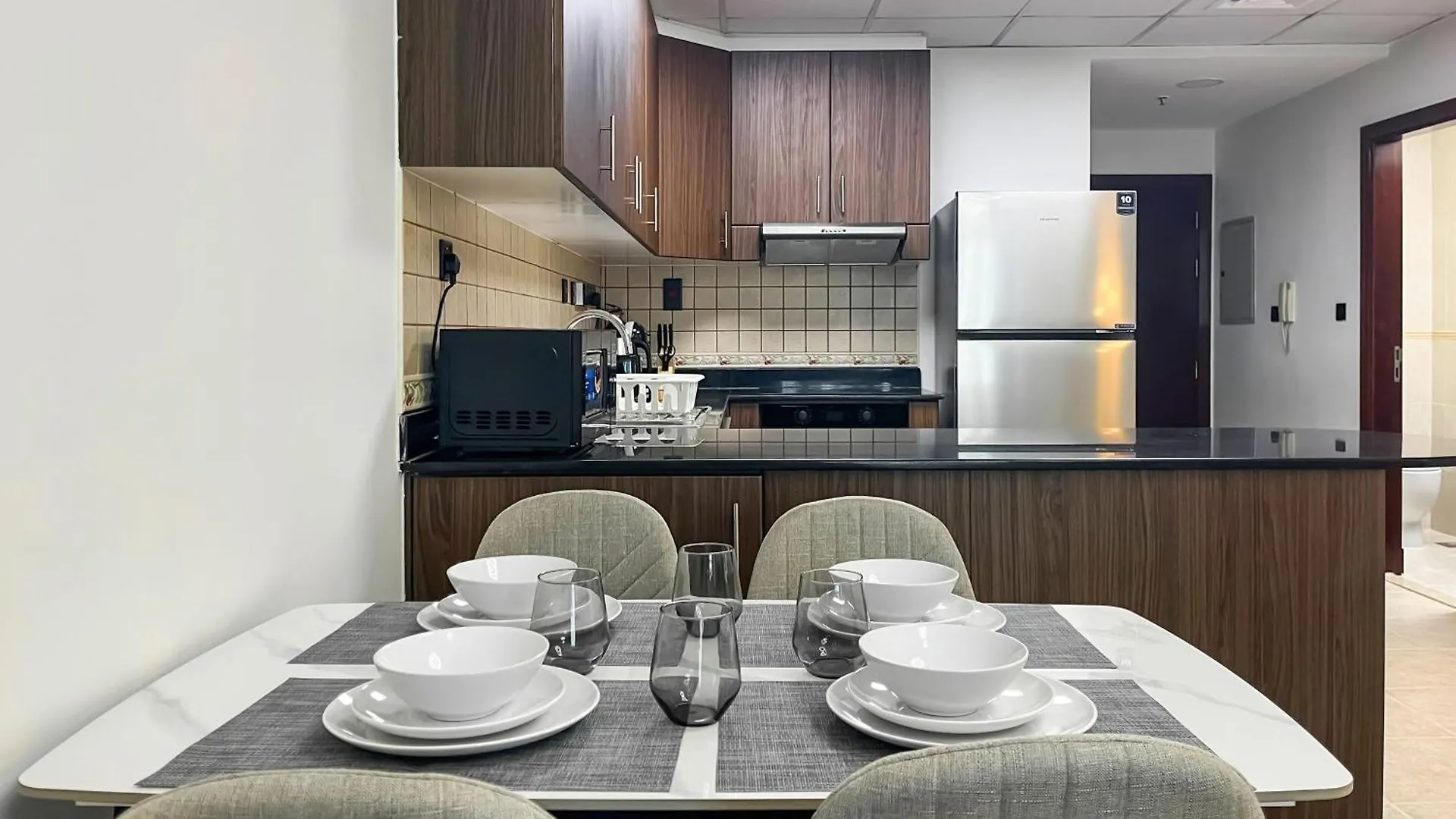 Livbnb-High Rise 1Br With Balcony Near Barasti Beach Dubai